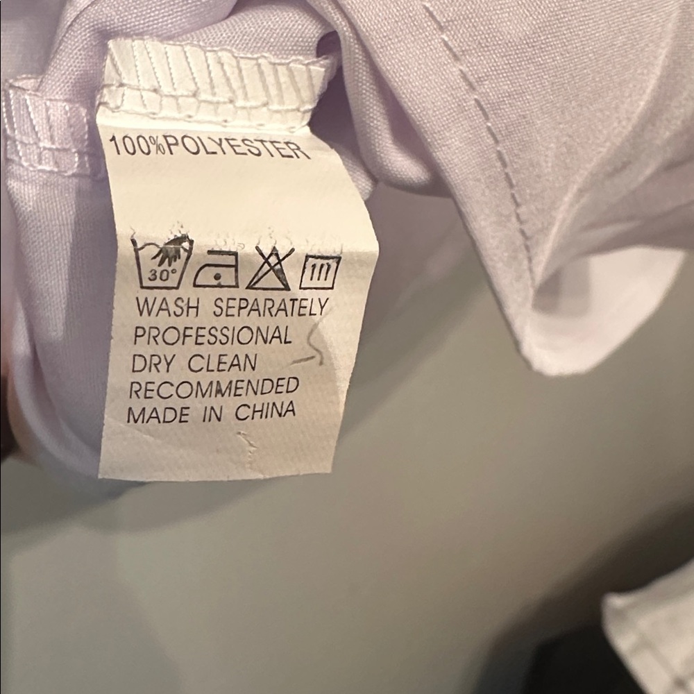 Graphic White T-Shirt with Red Lips Design - Picture 4 of 5